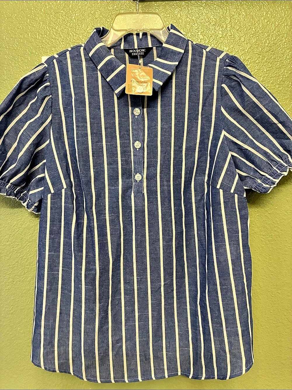 Brand new!!!BLOOMCHIC Cotton blended Striped Puffy Sleeve Blouse Blue & White